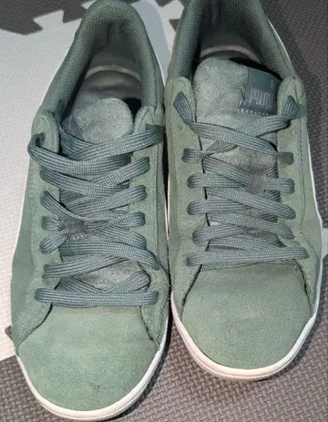 푸마 그린 스웨이드 로우컷 스니커즈