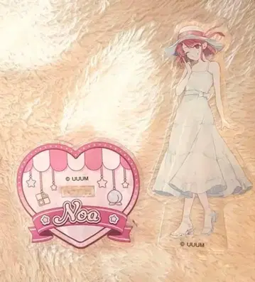 컬러풀 피치의 아상 아크릴 스탠드