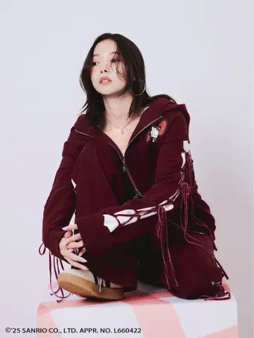 SNIDEL HELLO KITTY 레이스업 팬츠 버건디 정품