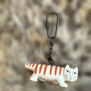 고양이형 키링 화이트 베이스에 오렌지 줄무늬 마이키