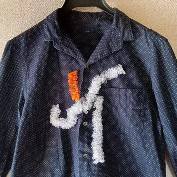 네이비 도트 무늬 캐주얼 셔츠