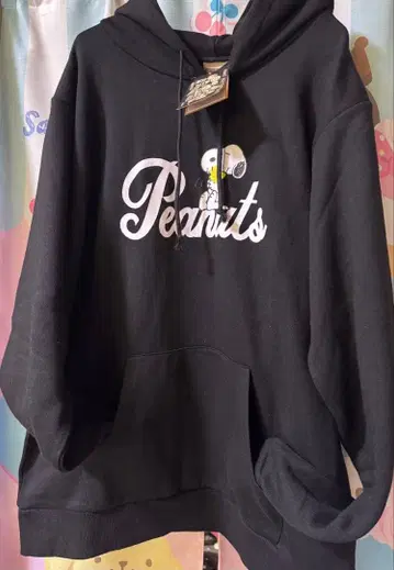 Peanuts 스누피 블랙 후드티