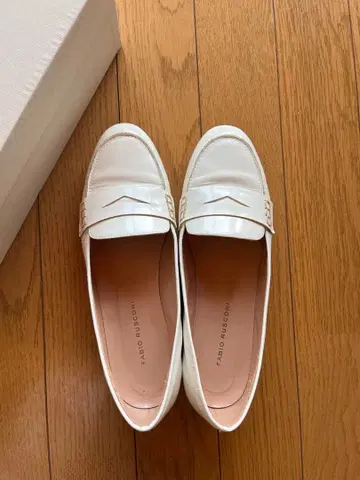 FABIO RUSCONI 화이트 가죽 로퍼 박스 있음 36 23cm