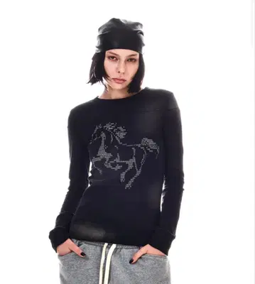 BEEDEN HORSE PRINT USED LIKE TOPS