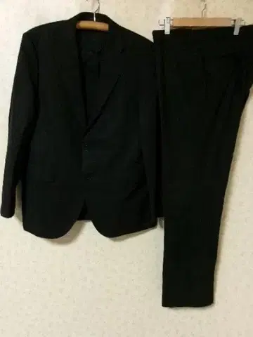 100641 힐튼 수트 상하의 블랙 스트라이프