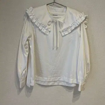 BEAMS BOY 새틴 탈부착 칼라 스퀘어 넥 셔츠