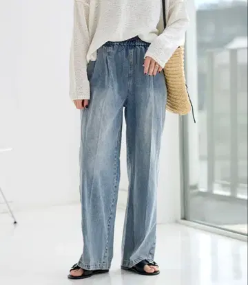 라이트 블루 데님 와이드 팬츠