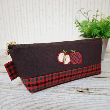 파밀리아 체크 펜 케이스 (브라운 사과)