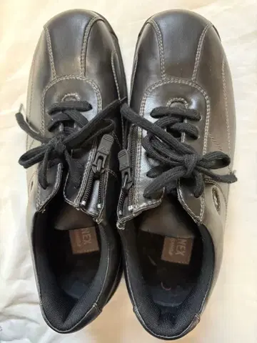 요넥스 파워쿠션 워킹화 23.0