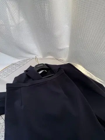 조콘다 로얄 네이비 수트