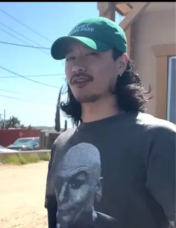 idea 캡 I DON'T WORK HERE