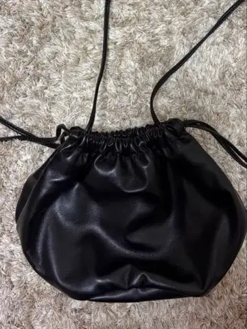 SLOBE IENA 블랙 숄더백