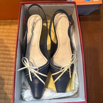 REGAL 네이비 리본 포함 펌프스 24cm