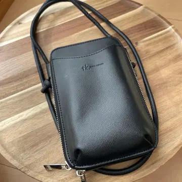 TAKEO KIKUCHI 블랙 숄더백 합성 피혁