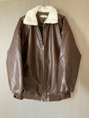 브라운 페이크 가죽 봄버 자켓 한국