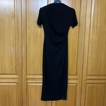 Ayla fit dress 원피스 블랙