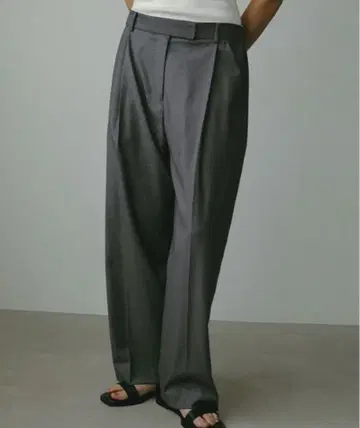 ETRE TOKYO DEPENDRE 조절식 턱 팬츠