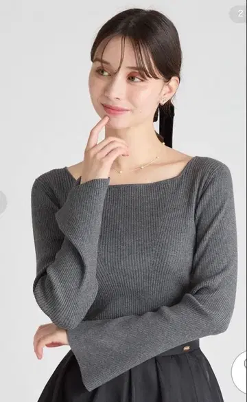 셀포드 스퀘어넥 리브 니트 풀오버