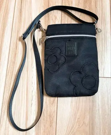 MARY QUANT 마리콴트 숄더백