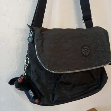 Kipling 블랙 숄더백