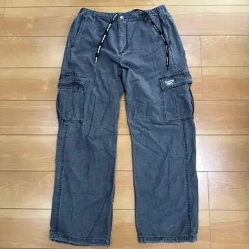 리복 카고 팬츠 L 사이즈 초특급 콜라보