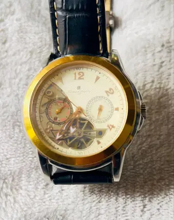 클래식한 스켈레톤 시계 자동 감김 캘린더 기능 있음 작동품