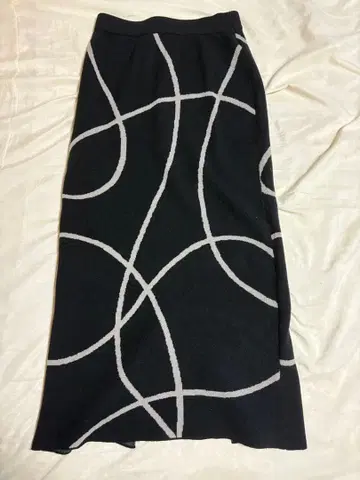 Thevon 타이트 스커트