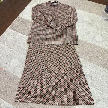 MACKINTOSH LONDON 셋업 상의 38 / 스커트 40