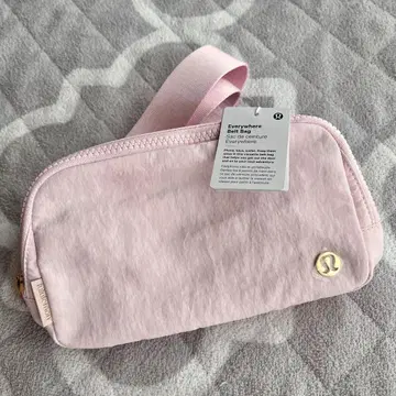 룰루레몬 everywhere belt bag 핑크 숄더백