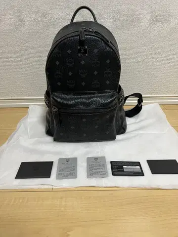 [ 정품 개런티 카드 포함 ] MCM 스터드 블랙 백팩 단종