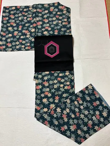 단풍 패턴 코몬 기모노, 멋진 단풍 패턴