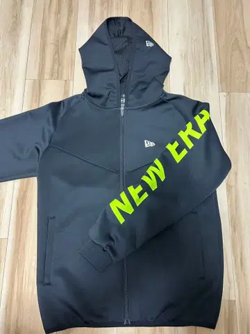 [ NEW ERA ] 뉴에라 남성용 후드티 M