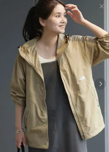 더 노스페이스 베이지 마운틴 후드티