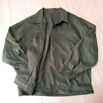 GU 올리브 그린 밀리터리 자켓 880번