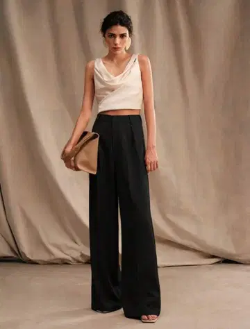 블랙 와이드 레그 슬랙스