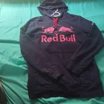 Red Bull 후드 부착 후드티 네이비