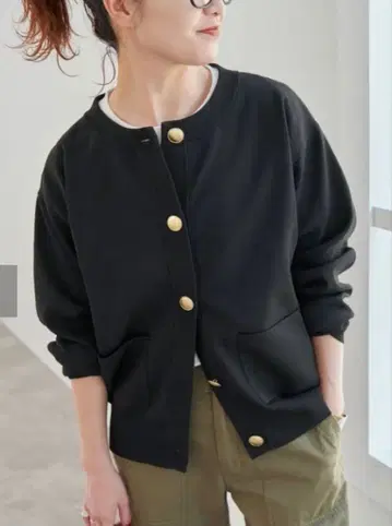 Spick and Span 워셔블 크루넥 가디건 블랙