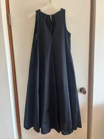 ZARA 슬리브리스 롱 원피스