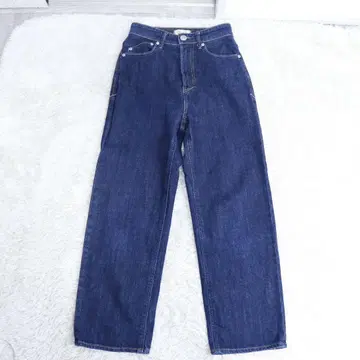 새상품급 YANUK LEA W24 보이즈 스트레이트 스트레치 데님