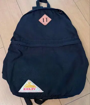 KELTY 블랙 백팩
