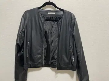 블랙 가죽 숏 자켓