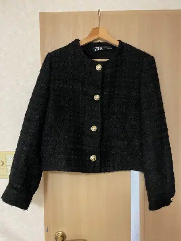 ZARA 블랙 노카라 자켓