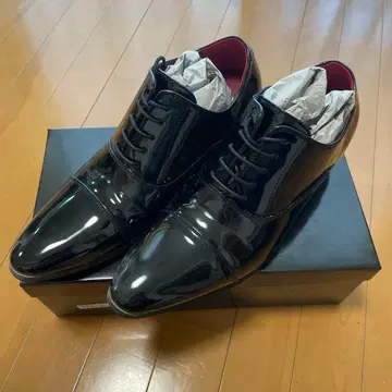 에나멜 드레스 슈즈