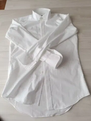 신랑 턱시도 셔츠 2장 화이트 x 블루 (결혼식용, 옷 갈아입기용)