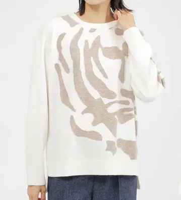 에베 인터샤 풀오버 니트