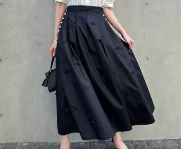 리본 포함 볼륨 레인 스커트 아메노치하레