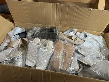 굿바이 기절 안! 컴시즘 여성용 신발 상자 모듬