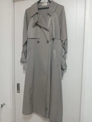 [ SNIDEL ] [ 벨트 분실 얼룩 있음 ] 트렌치코트