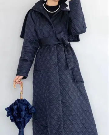 아메노치하레 다이아 퀼팅 드레스 다운 코트