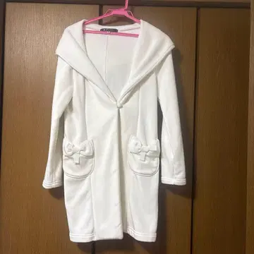 엠즈 그레이시 봄버 히트 코트 후드 부착 포켓 리본